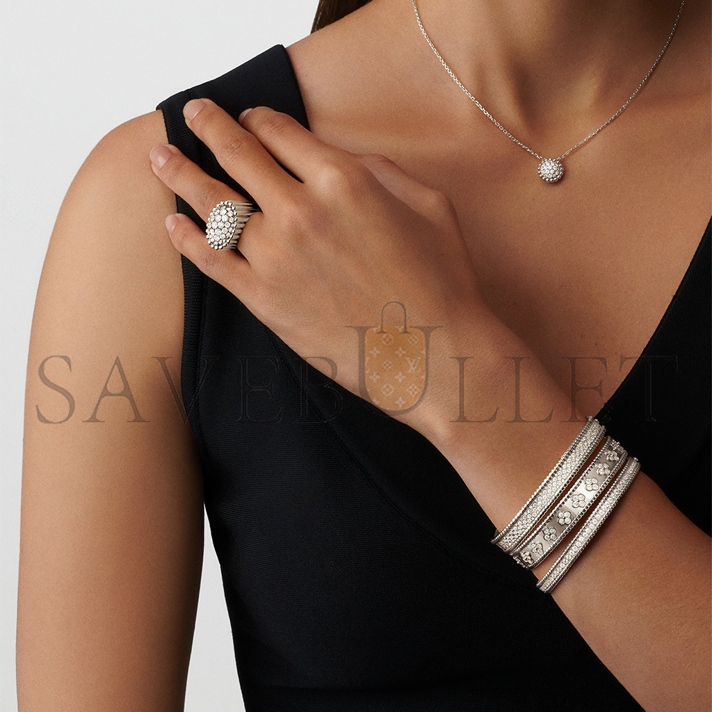 VAN CLEEF PERLÉE CLOVERS BRACELET, SMALL MODEL VCARP3O300 VAN CLEEF PERLÉE CLOVERS BRACELET, SMALL MODEL VCARP3O300